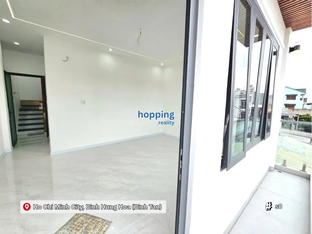 호찌민 빈탄(구) 빈흥호아동, 고급 인테리어 완비 3층 주택 매매